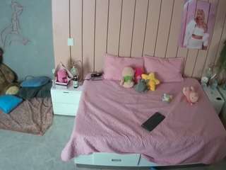 voyeurcam-casa-salsa-bedroom-1