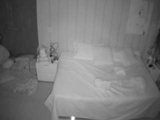 voyeurcam-casa-salsa-bedroom-1 Live Webcam on CamSoda