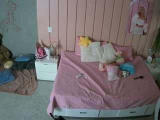 voyeurcam-casa-salsa-bedroom-1