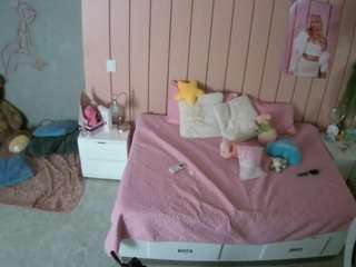 voyeurcam-casa-salsa-bedroom-1