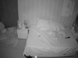voyeurcam-casa-salsa-bedroom-1