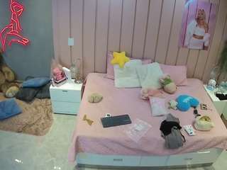 voyeurcam-casa-salsa-bedroom-1