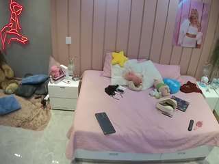 voyeurcam-casa-salsa-bedroom-1