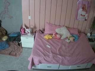 voyeurcam-casa-salsa-bedroom-1