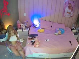 voyeurcam-casa-salsa-bedroom-1