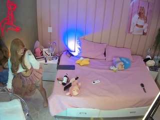 voyeurcam-casa-salsa-bedroom-1