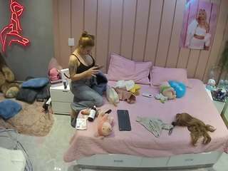 voyeurcam-casa-salsa-bedroom-1