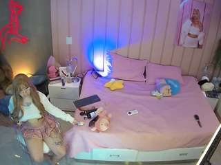 voyeurcam-casa-salsa-bedroom-1