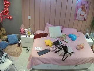 voyeurcam-casa-salsa-bedroom-1