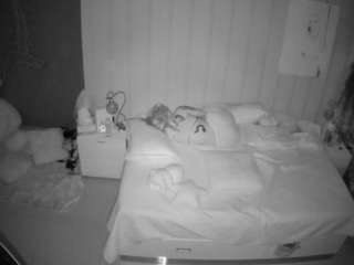 voyeurcam-casa-salsa-bedroom-1