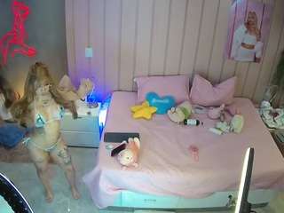 voyeurcam-casa-salsa-bedroom-1