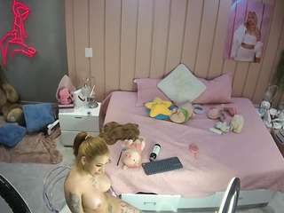 voyeurcam-casa-salsa-bedroom-1