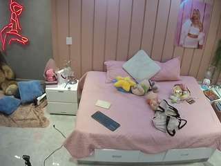 voyeurcam-casa-salsa-bedroom-1