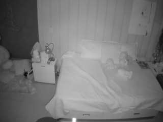 voyeurcam-casa-salsa-bedroom-1