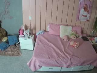 voyeurcam-casa-salsa-bedroom-1