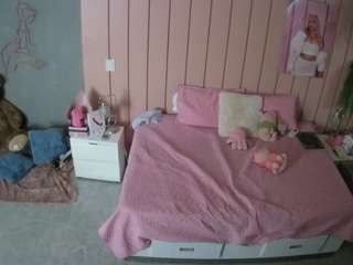 voyeurcam-casa-salsa-bedroom-1