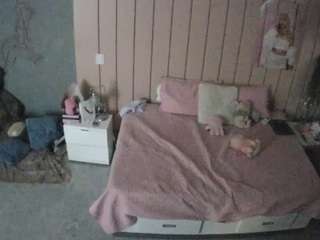 voyeurcam-casa-salsa-bedroom-1