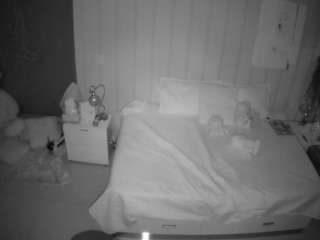 voyeurcam-casa-salsa-bedroom-1