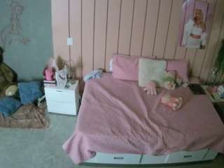 voyeurcam-casa-salsa-bedroom-1