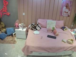 voyeurcam-casa-salsa-bedroom-1