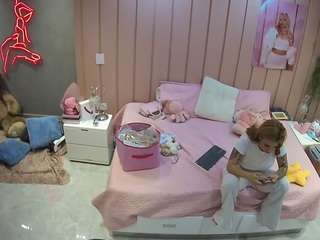 voyeurcam-casa-salsa-bedroom-1