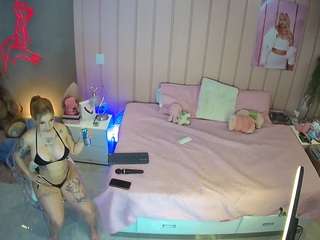voyeurcam-casa-salsa-bedroom-1