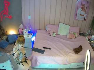 voyeurcam-casa-salsa-bedroom-1