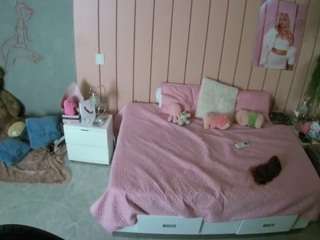 voyeurcam-casa-salsa-bedroom-1