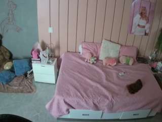 voyeurcam-casa-salsa-bedroom-1 Live Webcam on CamSoda