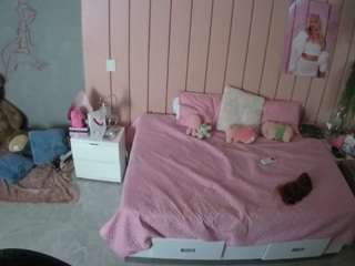 voyeurcam-casa-salsa-bedroom-1