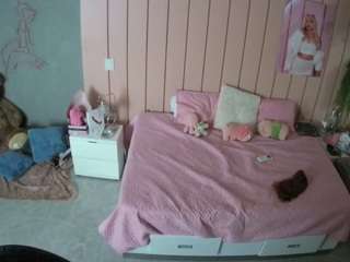 voyeurcam-casa-salsa-bedroom-1