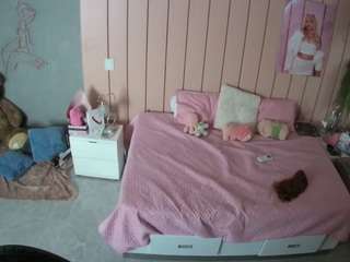 voyeurcam-casa-salsa-bedroom-1