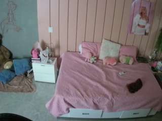 voyeurcam-casa-salsa-bedroom-1
