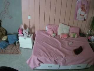 voyeurcam-casa-salsa-bedroom-1