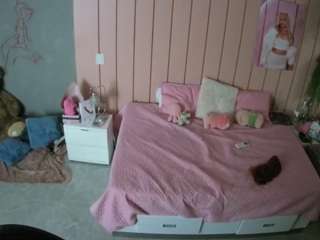 voyeurcam-casa-salsa-bedroom-1