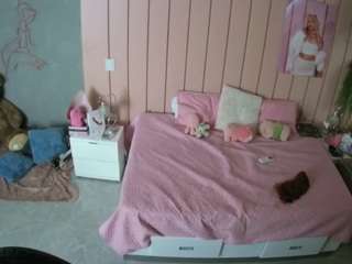 voyeurcam-casa-salsa-bedroom-1