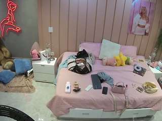 voyeurcam-casa-salsa-bedroom-1