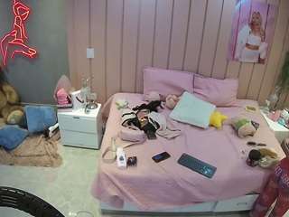 voyeurcam-casa-salsa-bedroom-1