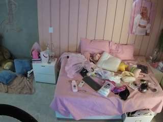 voyeurcam-casa-salsa-bedroom-1