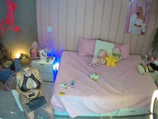 voyeurcam-casa-salsa-bedroom-1