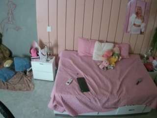 voyeurcam-casa-salsa-bedroom-1