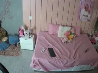 voyeurcam-casa-salsa-bedroom-1