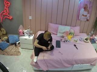 voyeurcam-casa-salsa-bedroom-1