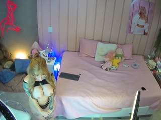 voyeurcam-casa-salsa-bedroom-1
