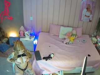 voyeurcam-casa-salsa-bedroom-1