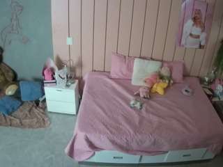 voyeurcam-casa-salsa-bedroom-1