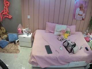 voyeurcam-casa-salsa-bedroom-1