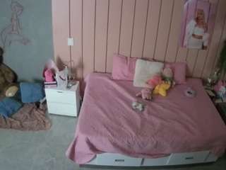 voyeurcam-casa-salsa-bedroom-1