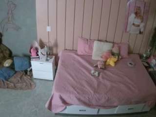 voyeurcam-casa-salsa-bedroom-1