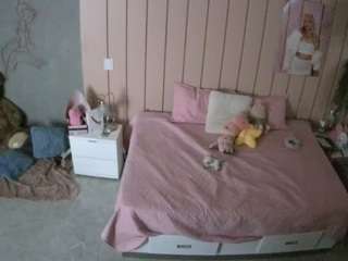 voyeurcam-casa-salsa-bedroom-1